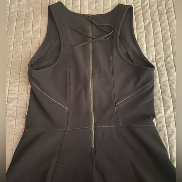 LuLu - Picture 3 of 4